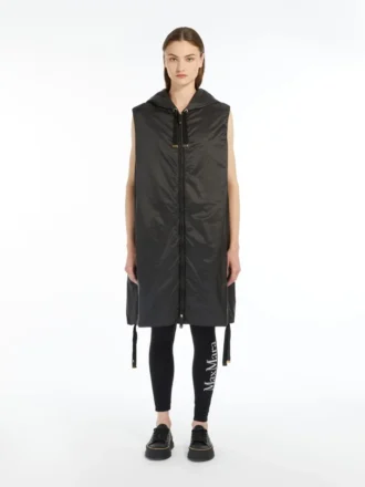 Water-repellent canvas gilet, black