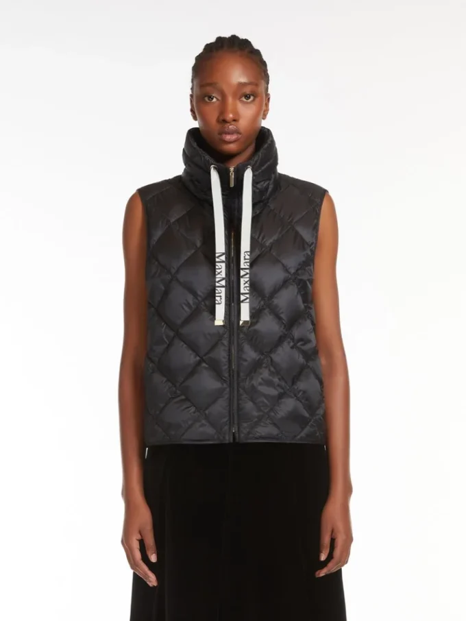 Water-repellent nylon canvas gilet, black Water-repellent nylon canvas gilet, black