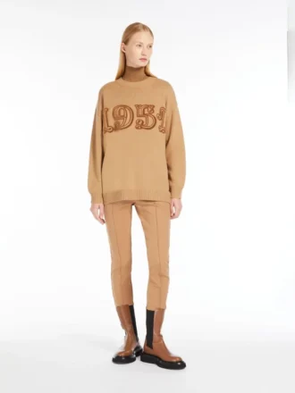 Wool and cashmere jumper, camel