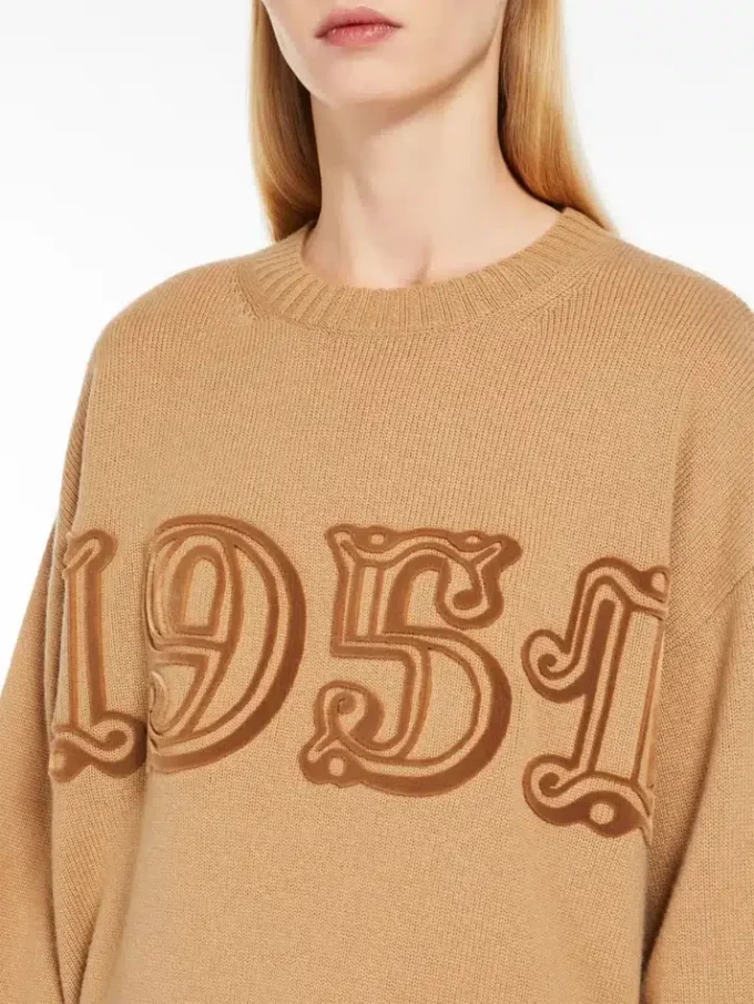 Wool and cashmere jumper, camel Wool and cashmere jumper, camel