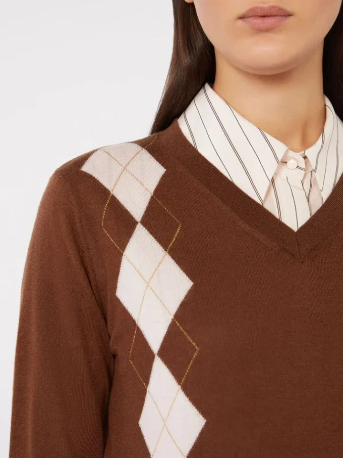 Wool and silk sweater, chocolate